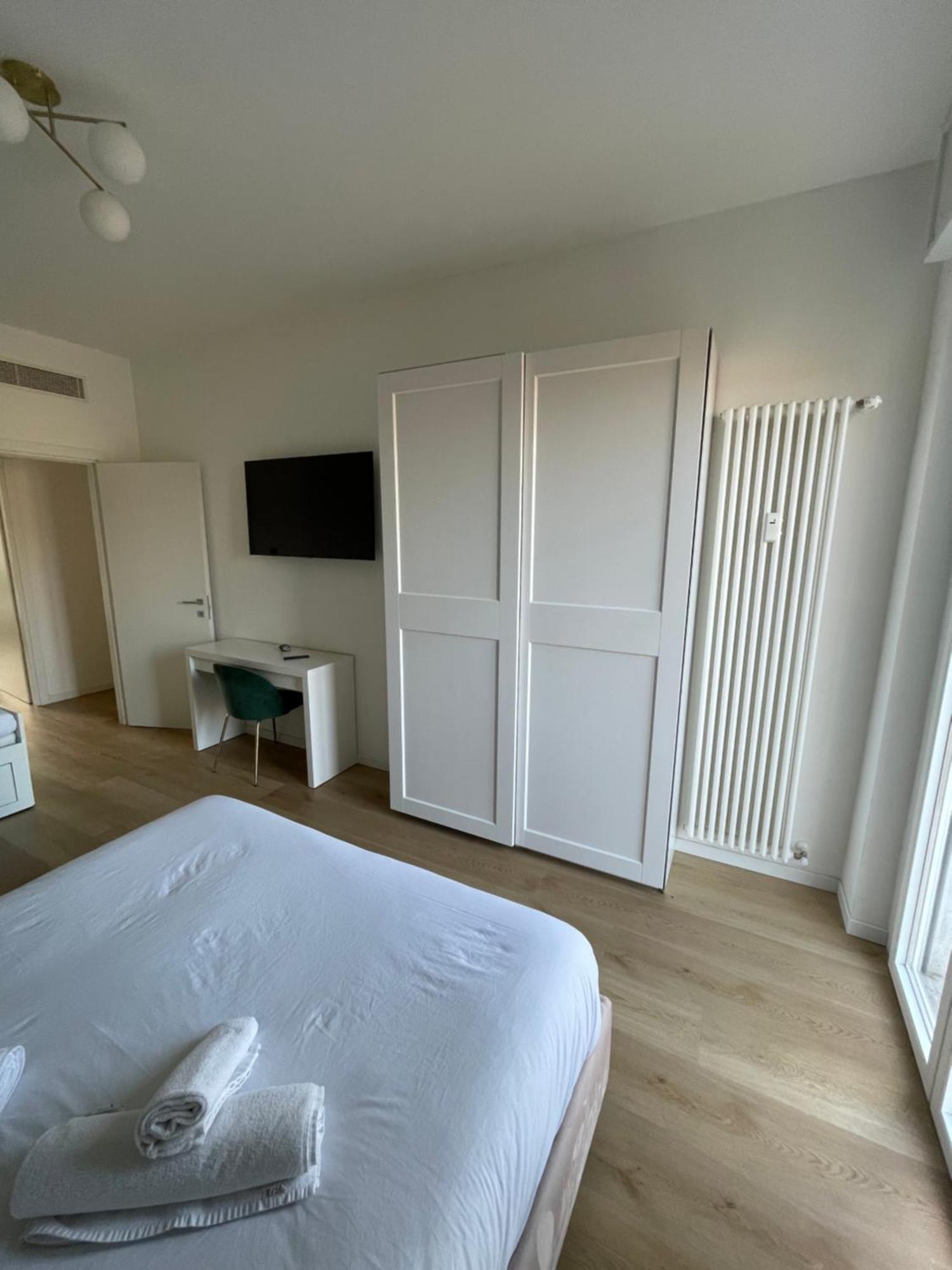 Apartment Trilocale Con Vista E Due Bagni Metro Blu Piazza Frattini